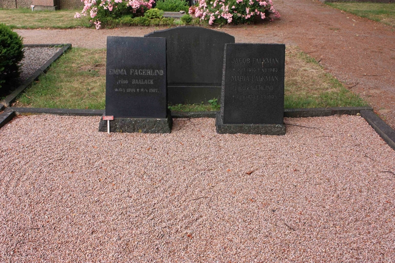 Grave number: Ö 04y    24, 25