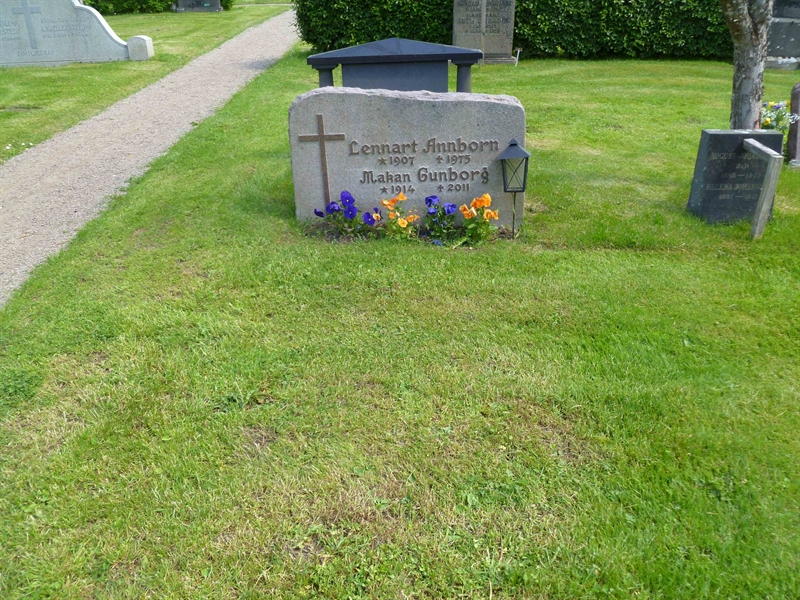 Grave number: ROG C   37, 38