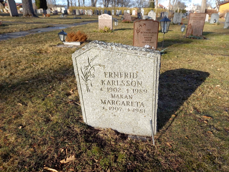 Grave number: NO 08   186