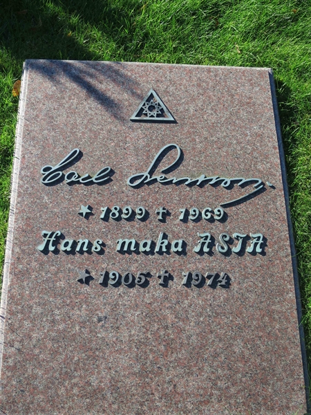 Grave number: HÖB 58    14