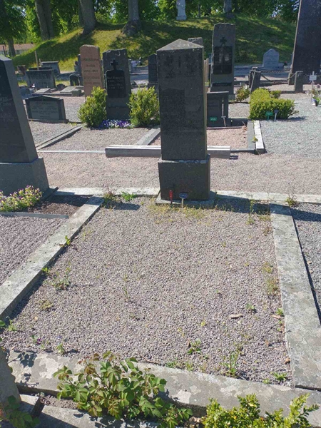 Grave number: VK E 554, 555