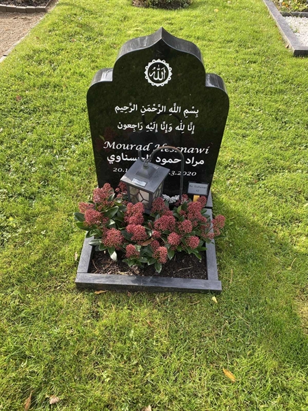 Hautatunnus: 2 G    42