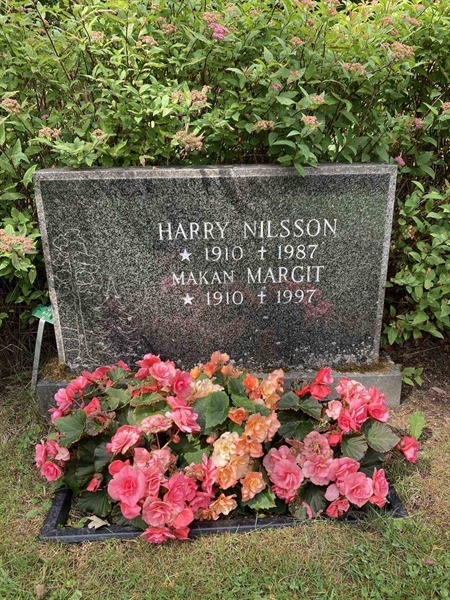 Grave number: Kärn ga pers   644+665