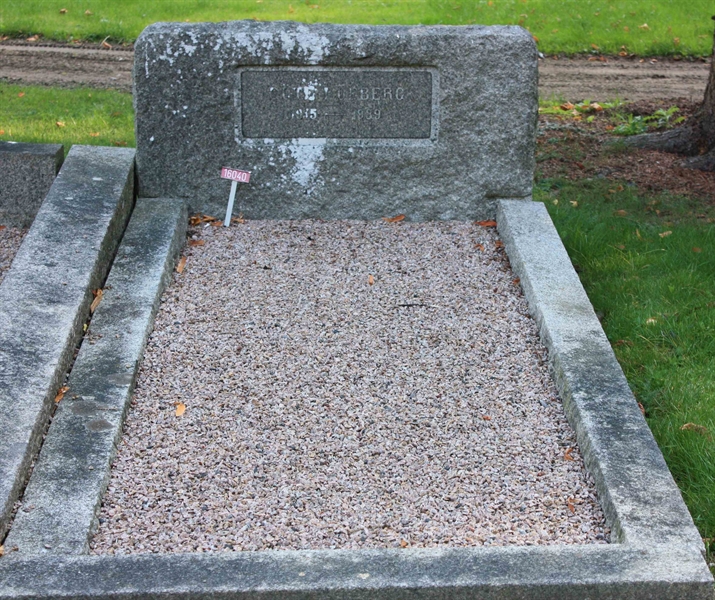 Grave number: Ö 16i    38