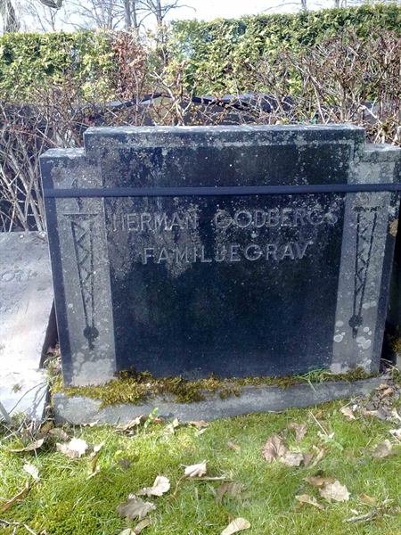 Grave number: NO 09    30