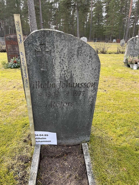 Hautatunnus: 04 04    89