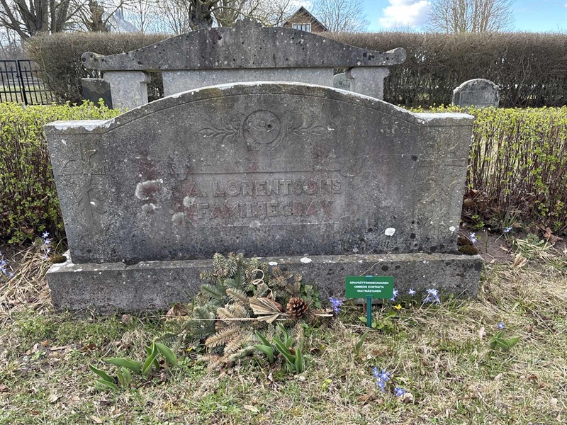 Grave number: LO 84, 85