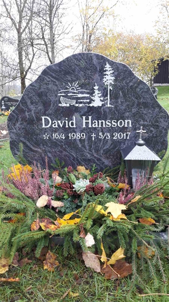 Grave number: FÄ 031   112