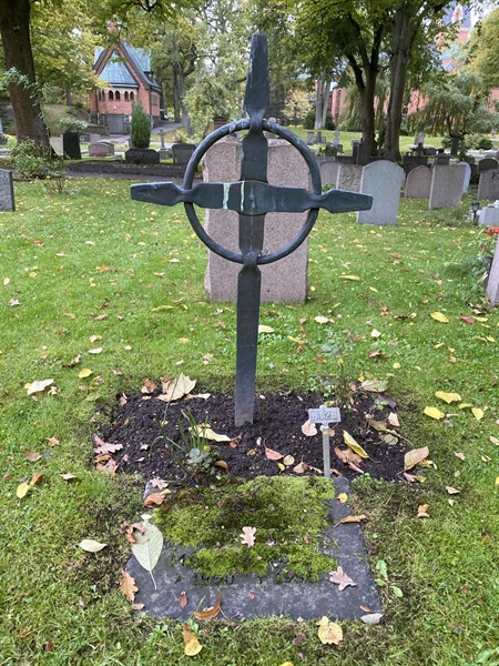 Hautatunnus: 1 H   128