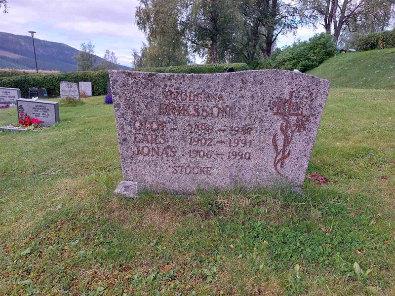 Grave number: K K    63, 64