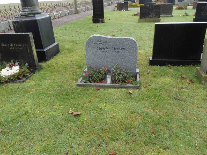 Grave number: 2 01   963