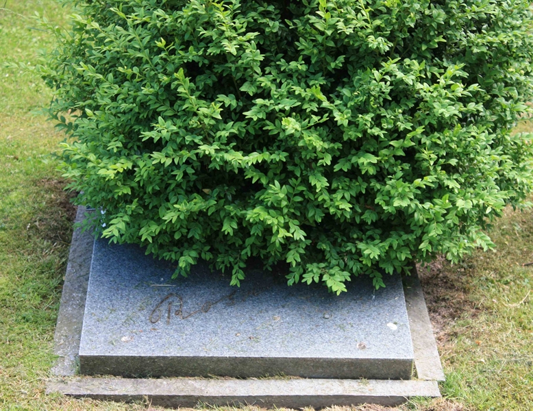 Grave number: Ö 45   326