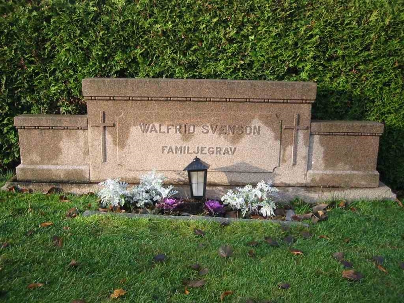 Grave number: KV C   37a-c,  38a-c