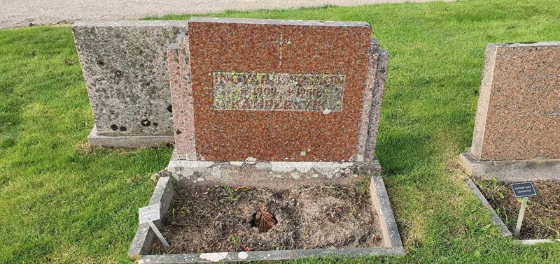 Grave number: GM 005  2318