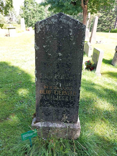 Grave number: 2 C   067