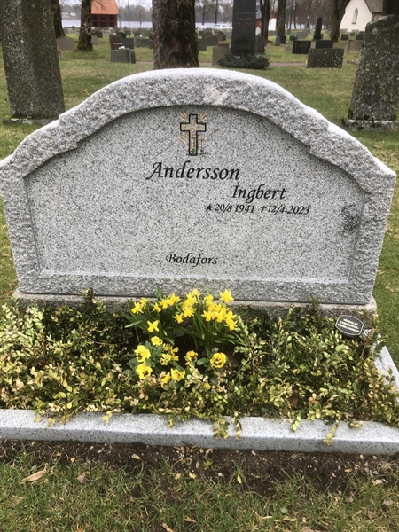 Grave number: NS J    91-93