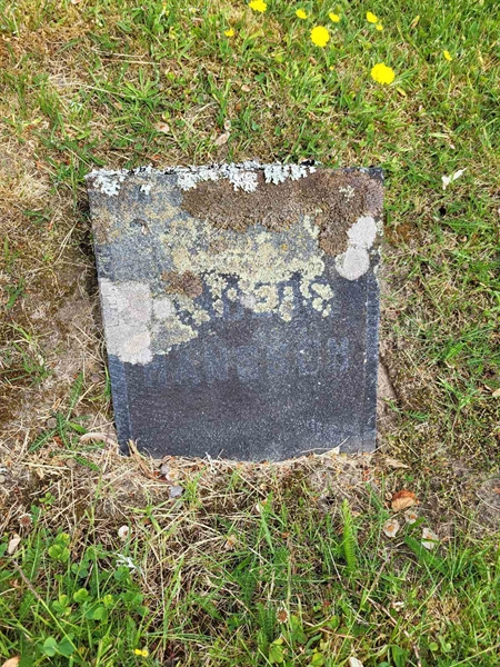 Grave number: kö 01 05    41