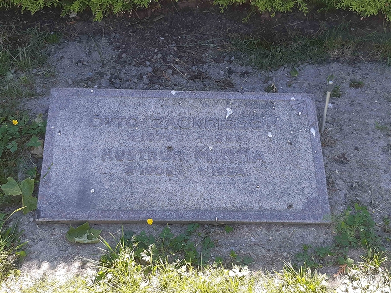 Grave number: JÄ 08   195
