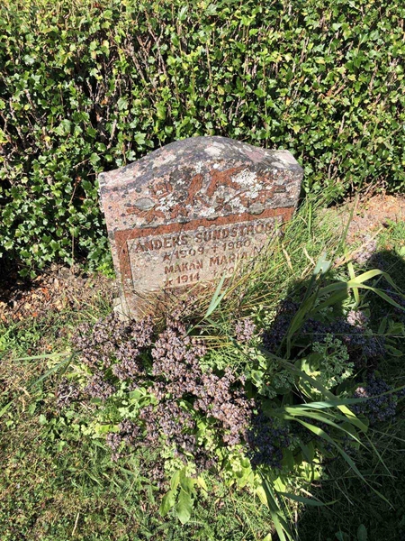 Grave number: 3 E    60