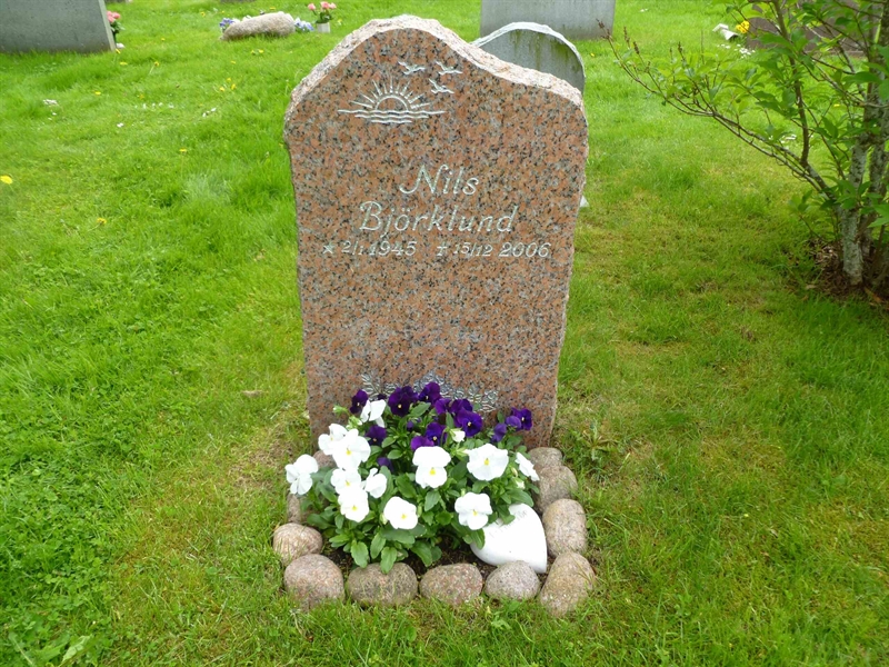 Grave number: ÖGG V   78, 79