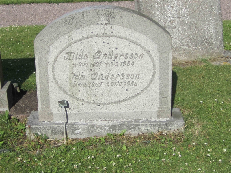 Grave number: 1 1    50