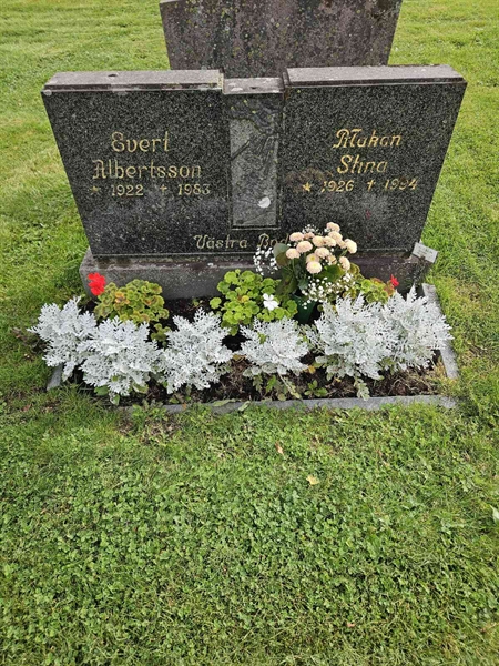 Grave number: Fr 8   395-396