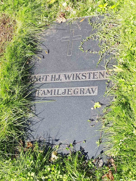 Hautatunnus: NK F G    14