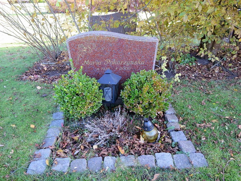 Grave number: HNB III    17