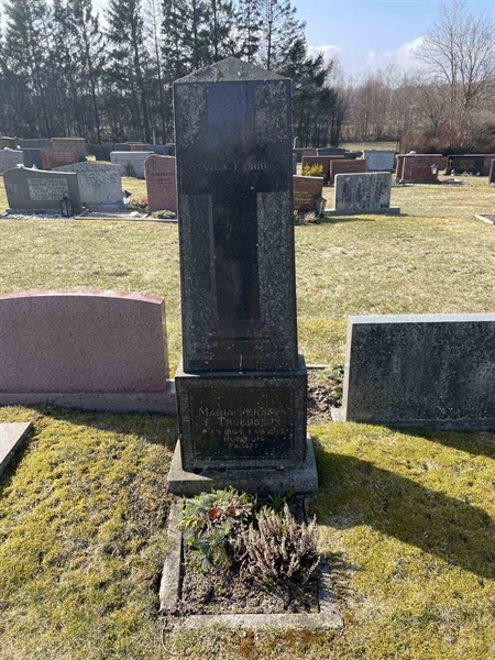 Grave number: 50 F   103