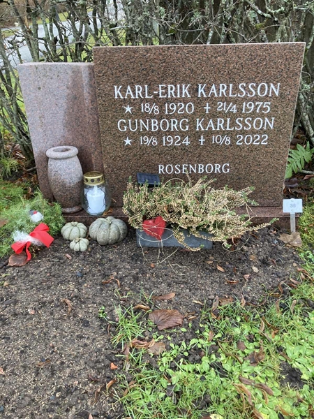 Grave number: S NK 02    38, 39