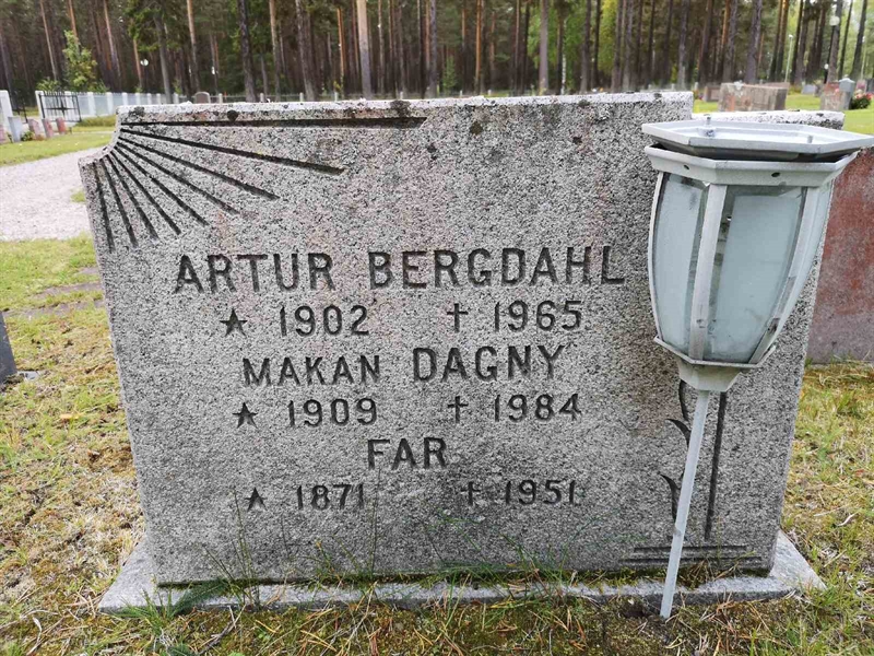 Hautatunnus: VLM 03     1:1-4