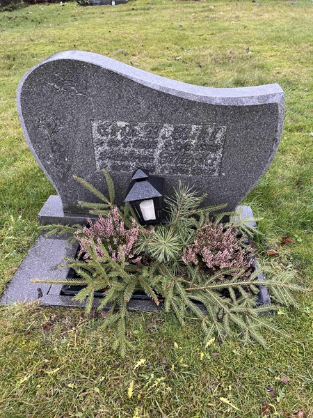 Grave number: Ärt 60 32    77+78