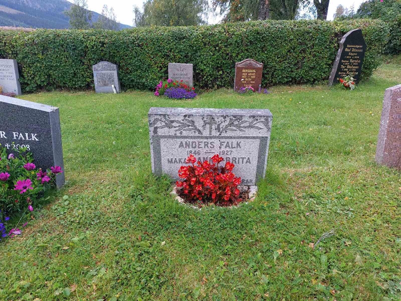 Grave number: K K    41