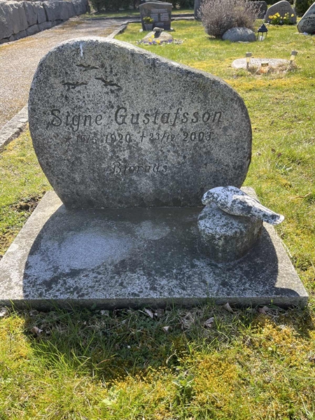 Grave number: GN 002  4039