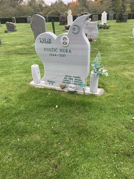 Hautatunnus: 1 3 M/Be    65-66