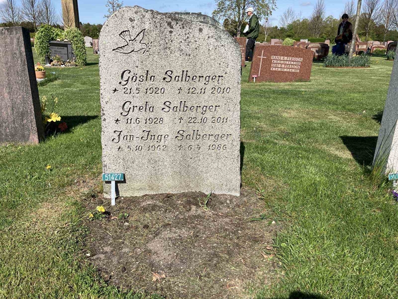Grave number: R 01 577