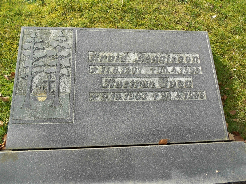 Grave number: NÅ G4   150, 151