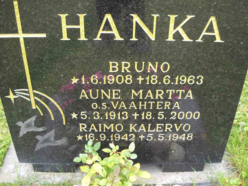 Grave number: 3 MB 12 56, 58
