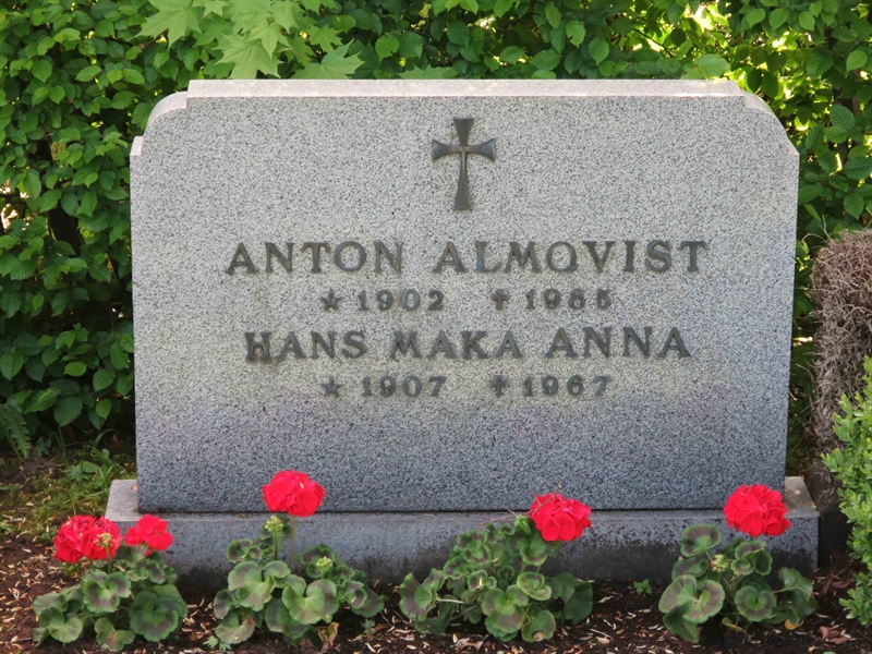 Grave number: HÖB 66    39
