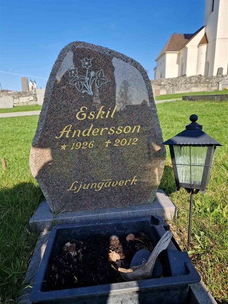 Grave number: 501 14 2671