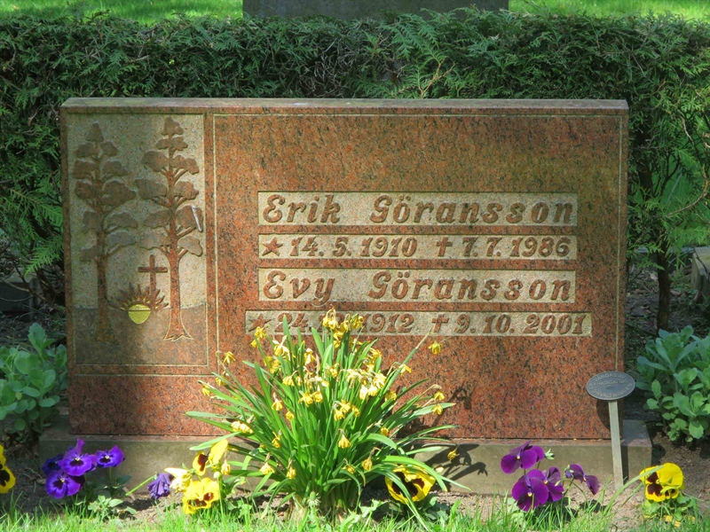 Grave number: HÖB 74    11