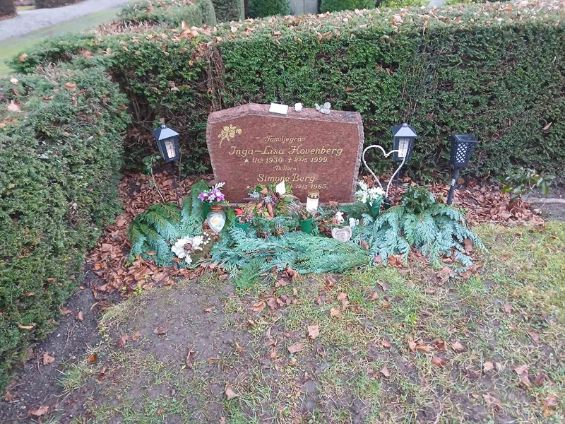 Grave number: FE D    24, 25, 26