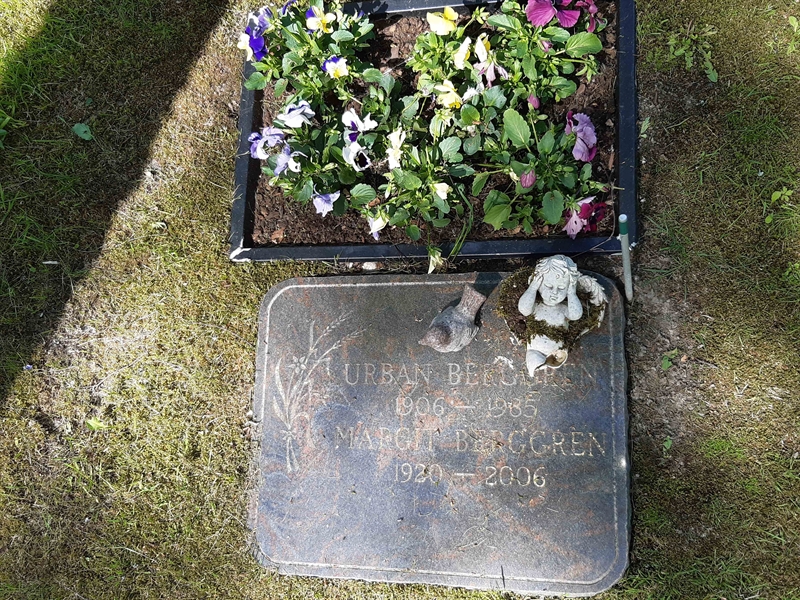 Grave number: KA 16    16