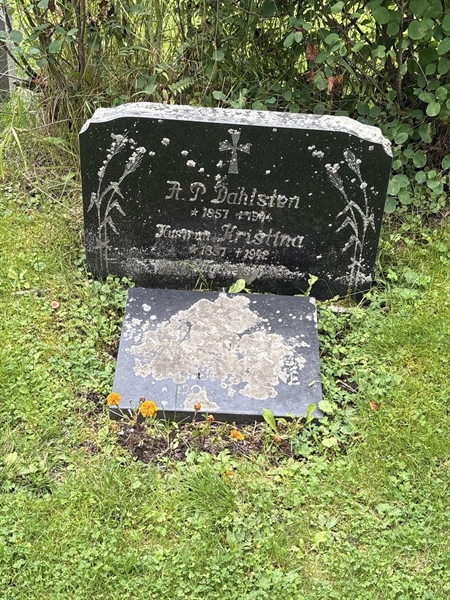 Grave number: IN 26   339