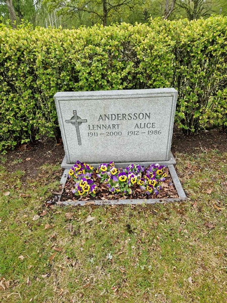 Grave number: 01 D   44