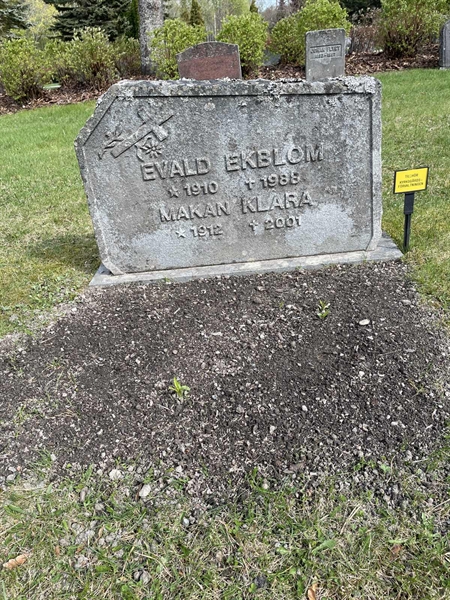 Grave number: 1 B1   108-109
