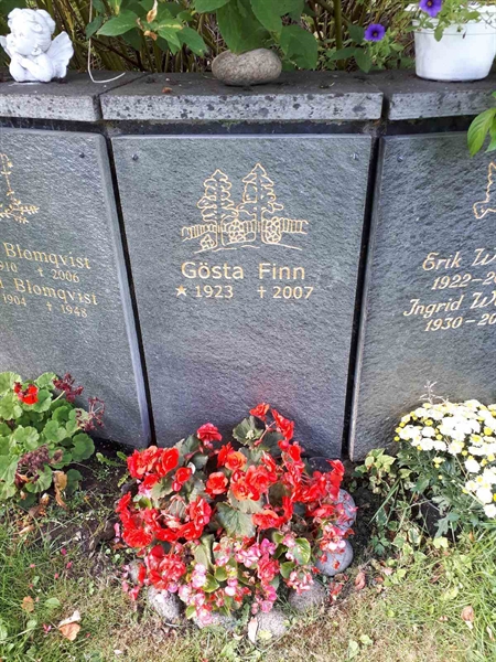 Gravnummer: GK U 4   339