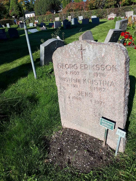 Hautatunnus: NK F B   963