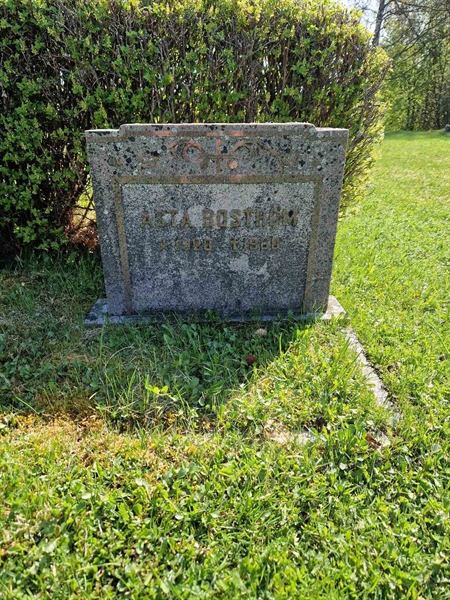 Grave number: 501 16 3066