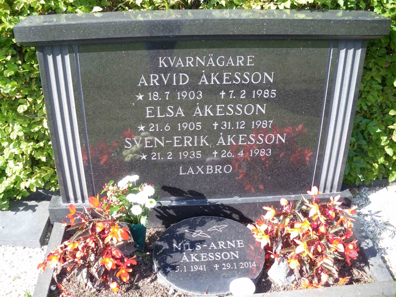 Grave number: NSK 16     4